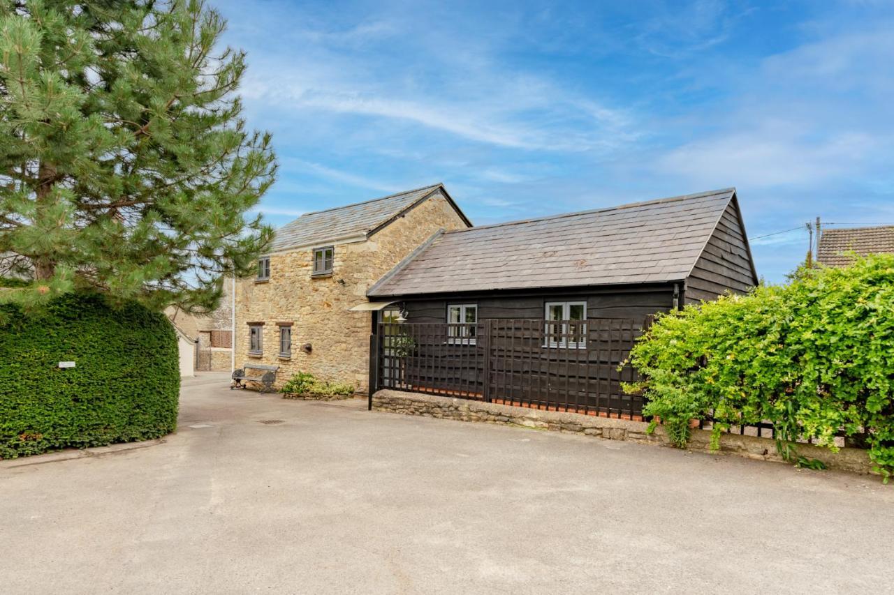 Buff Lodge Tackley Екстер'єр фото
