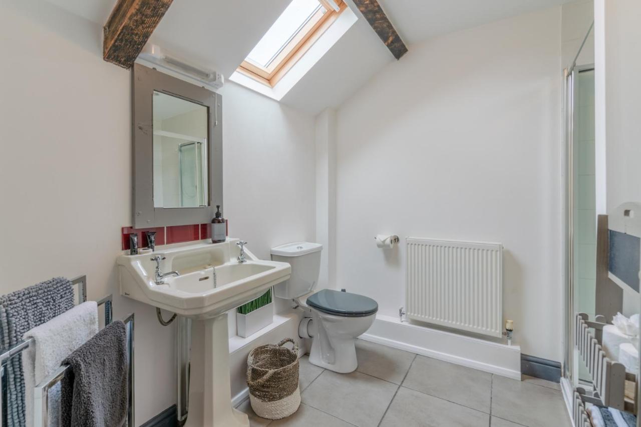 Buff Lodge Tackley Екстер'єр фото