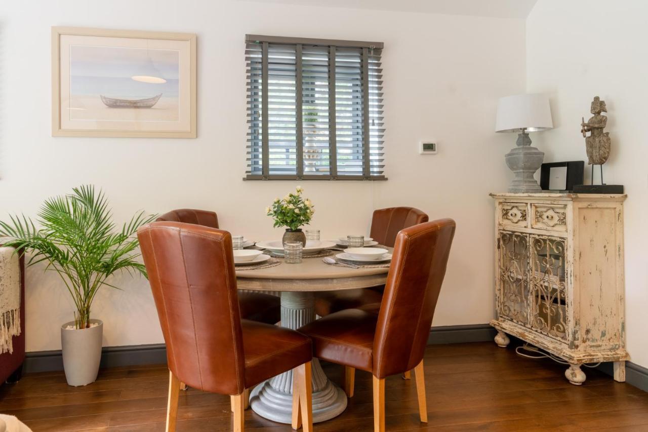 Buff Lodge Tackley Екстер'єр фото